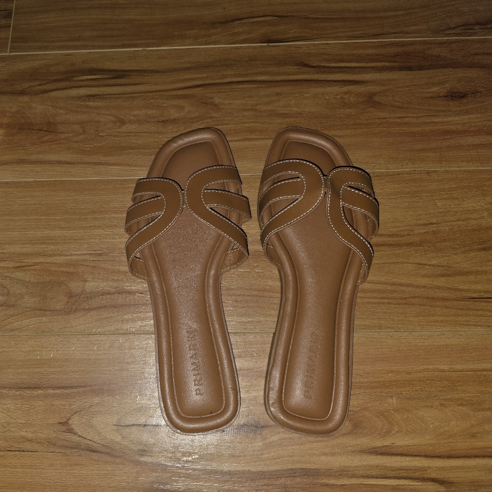 Brown Slide Sandals Size 9 New In Box